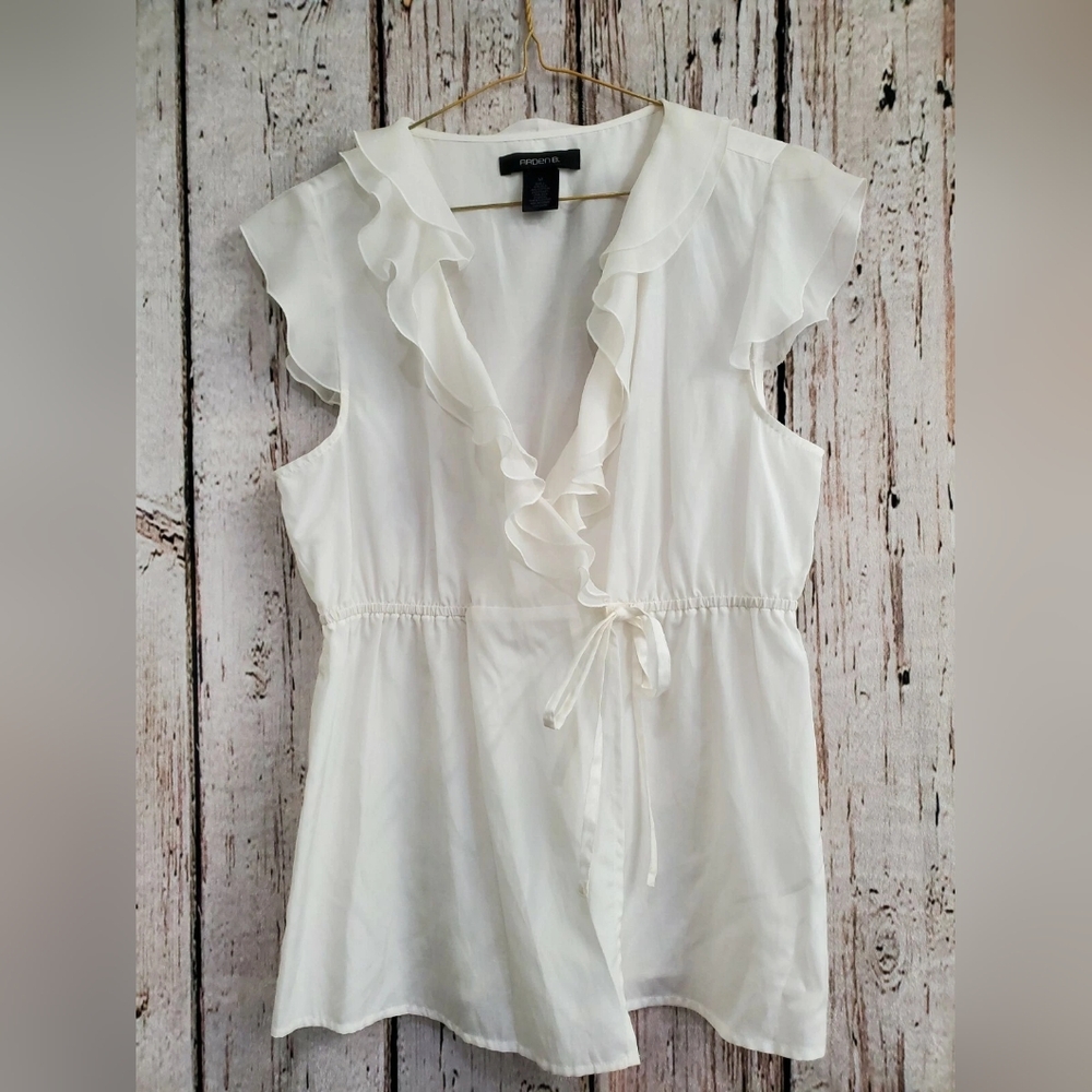 Women's Medium Arden B White Sheer Ruffle Surplice Blouse Shirt Top EUC - Picture 1 of 2